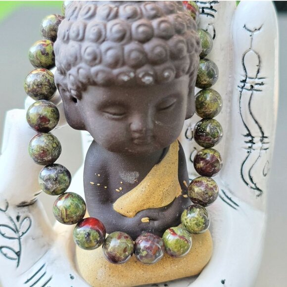 Handmade ✦ Bloodstone Bracelet ✦ 8mm Beads Stretch Fit Grounding & Protection - Picture 8 of 8